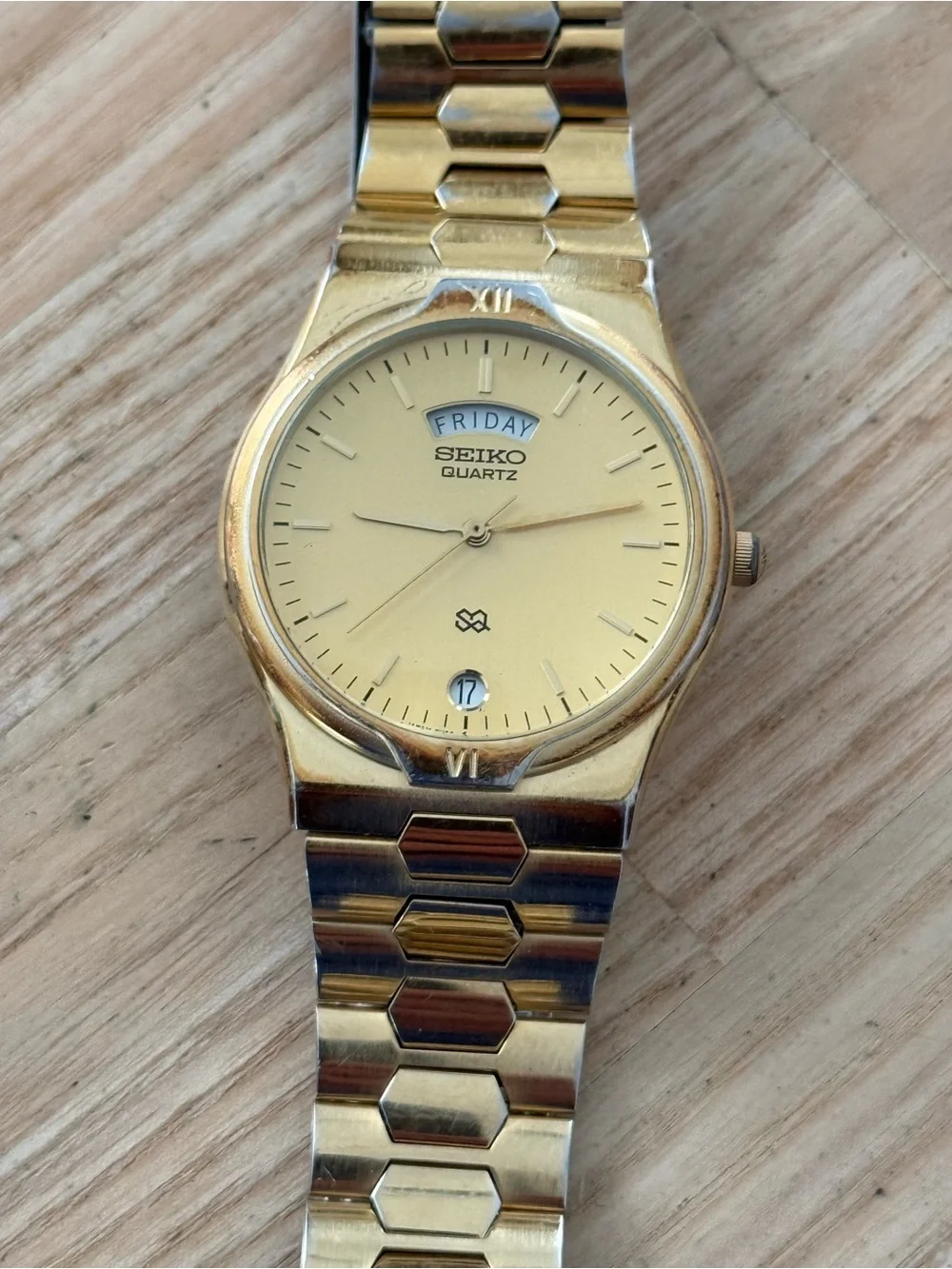 Seiko SQ Vintage Watch Gold Dial, Bracelet, Case Day Date Windows New Crystal